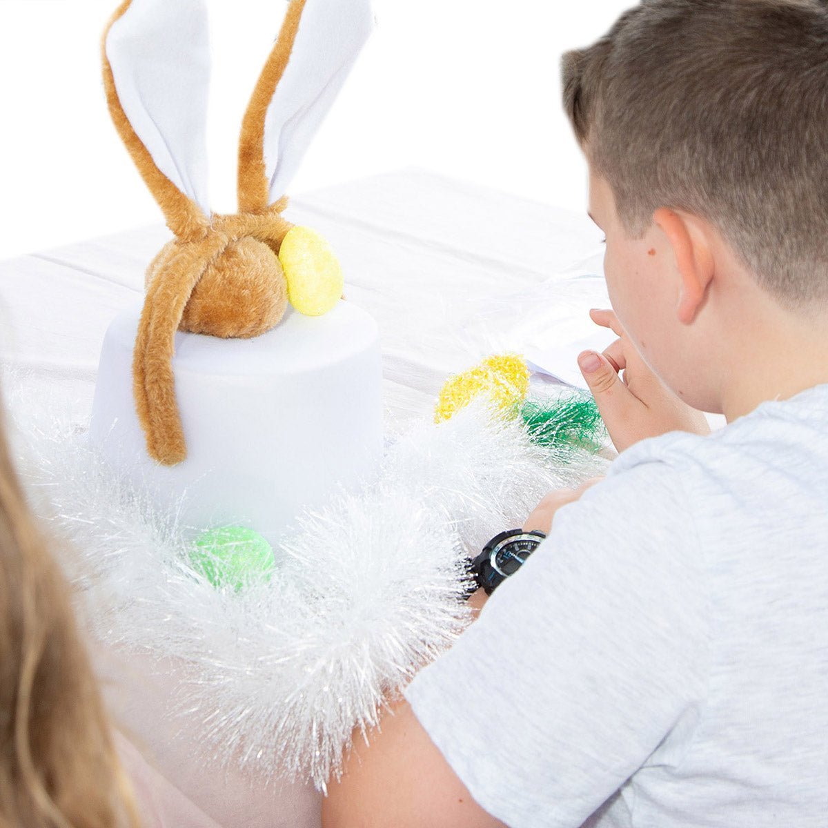 Kids Mad Hatter Easter Decorating Class - Bake it by Giovannellis