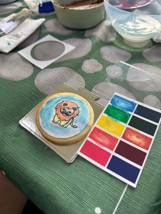 Kids Mad Hatter Easter Decorating Class - Bake it by Giovannellis