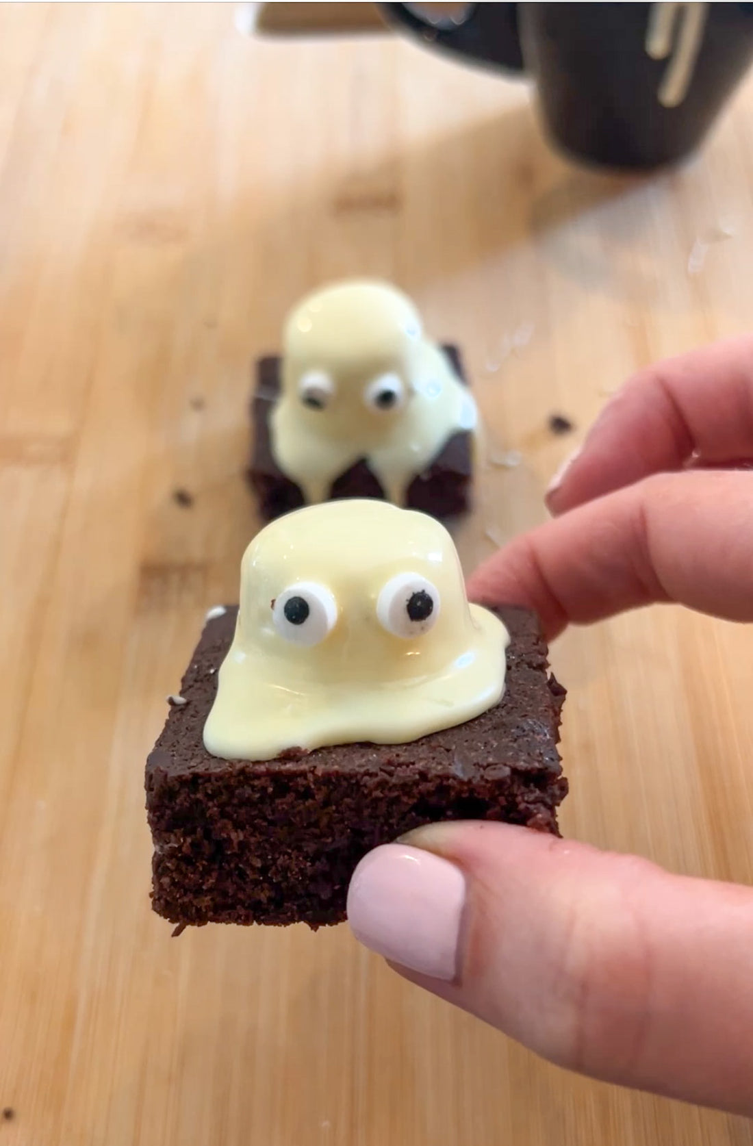 Simple Halloween Ghost Brownies