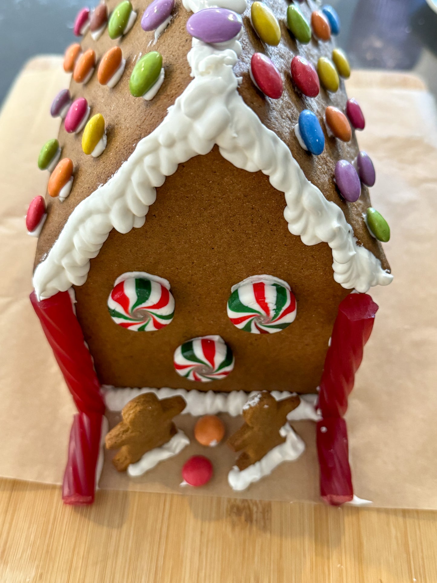 Christmas_Gingerbread_house_kit