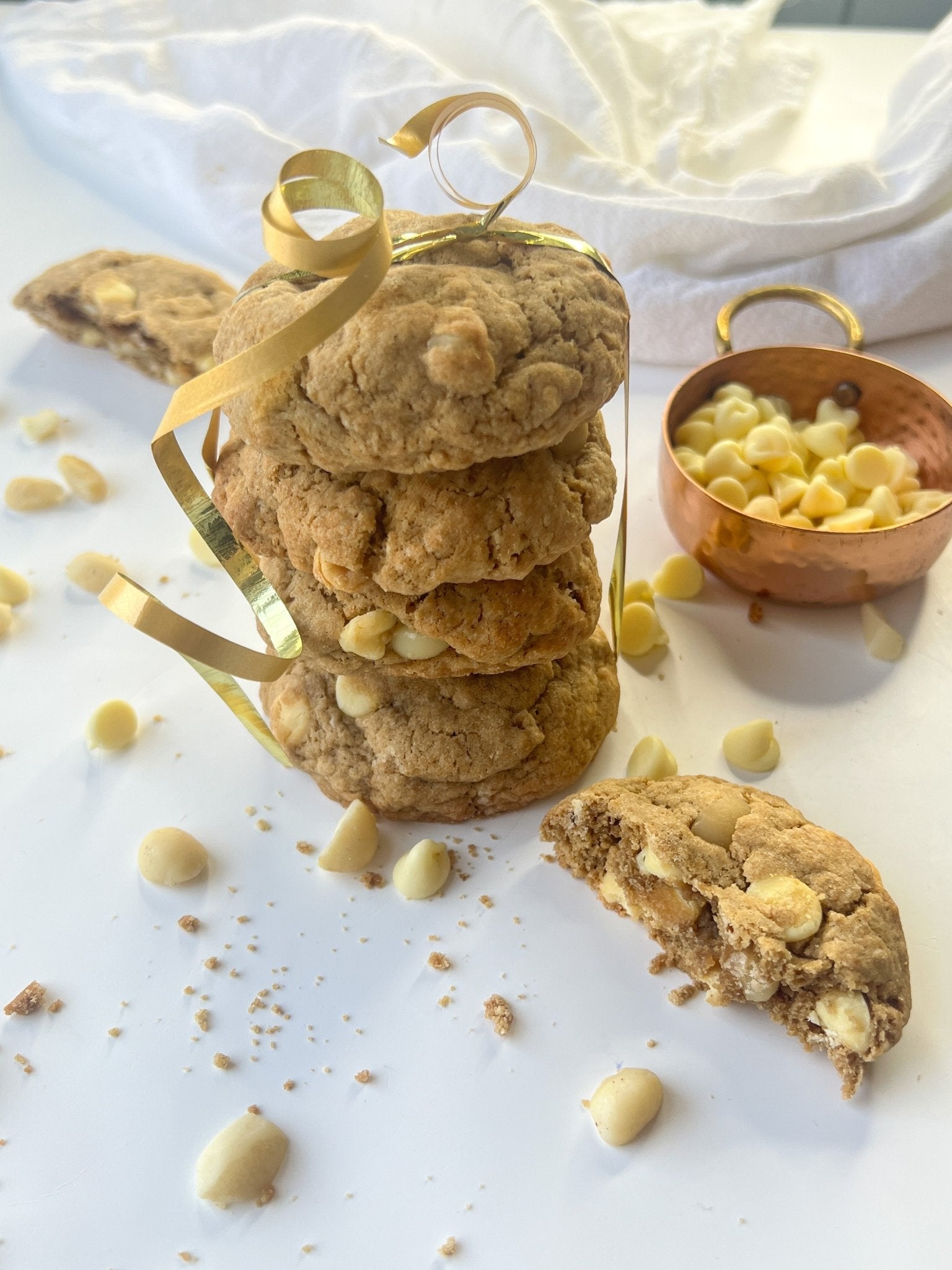 Macadamia & White Chocolate Chip Cookies Baking Mix - Bake it by Giovannellis